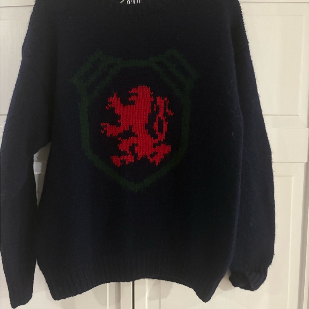 GAP Vintage-80s Dark Blue Sweater with Red Lion Design